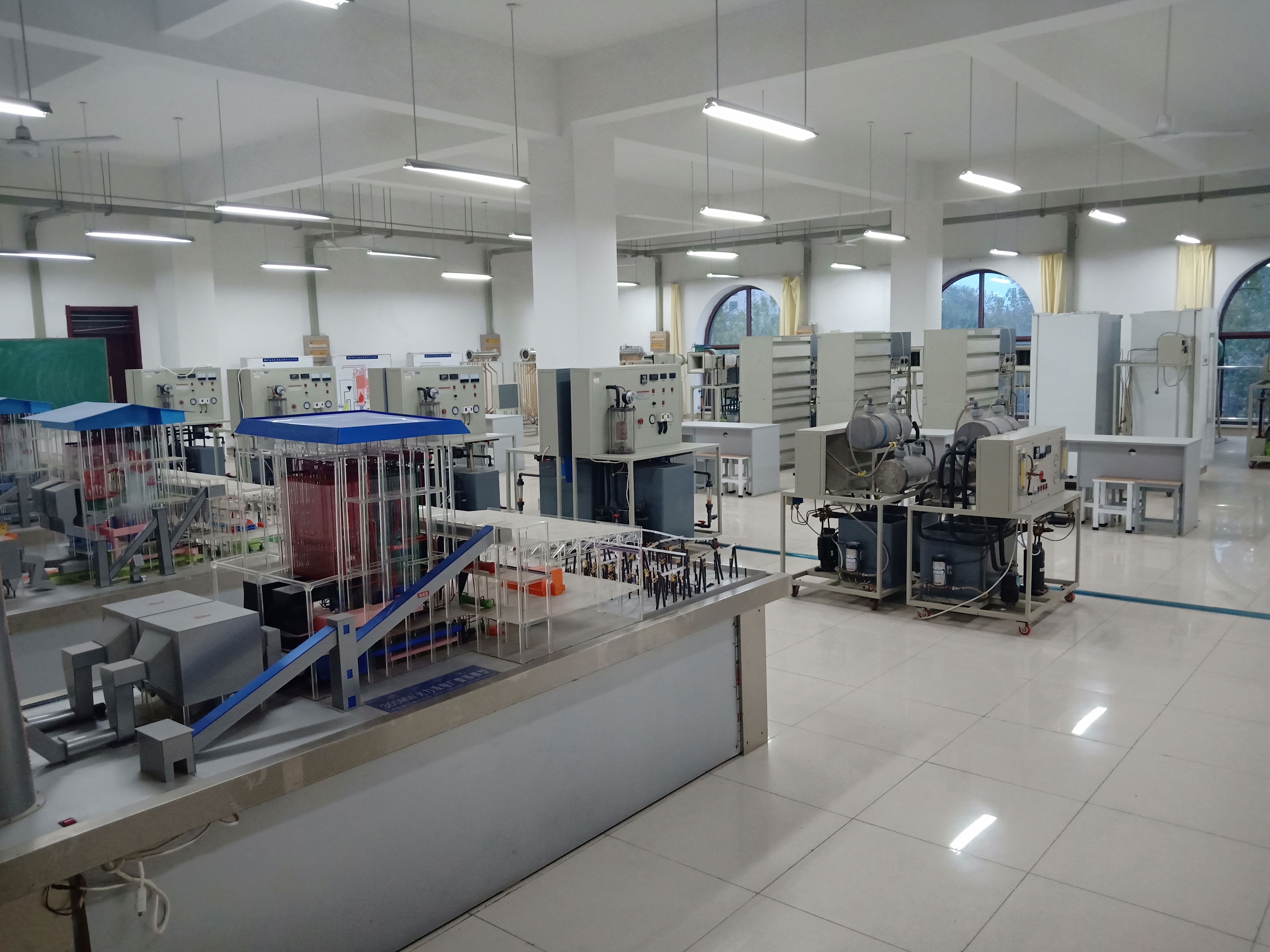 热能与动力机械基础实验室&制冷实验室